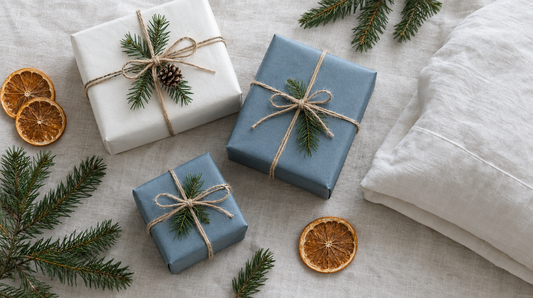 Geschenke für besseren Schlaf, festlich verpackt